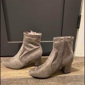 Harlow ankle boots